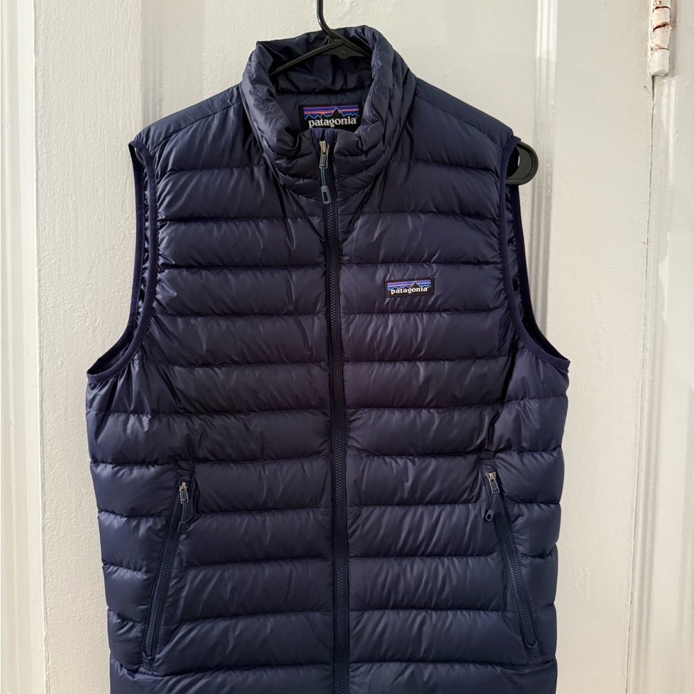 Patagonia Men's Navy Puffer Vest